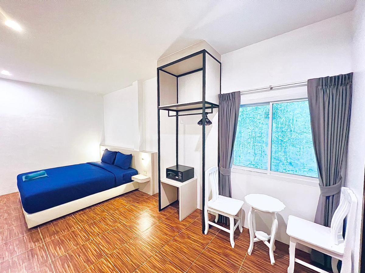 Отель 88 House Patong Экстерьер фото